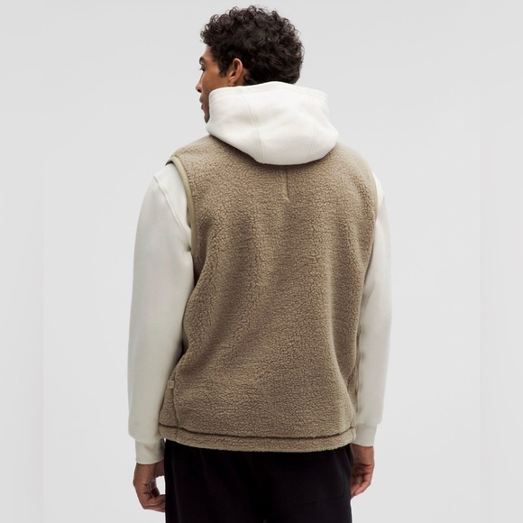 Lululemon High Pile Fleece Vest Fawn Brown (Extra-Large) Brand New with Tags. - Picture 7 of 7